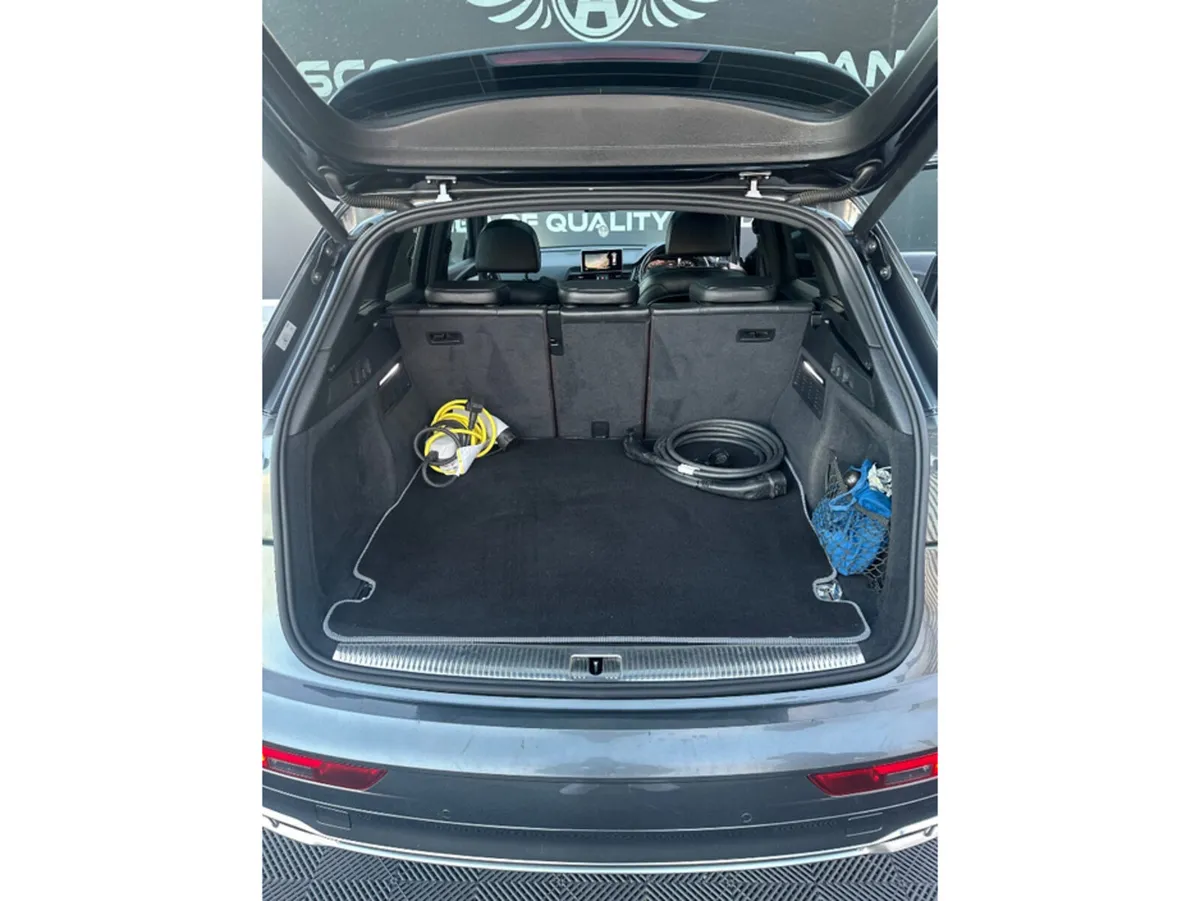 Audi Q5 Estate, Petrol Plug-in Hybrid, 2020, Grey