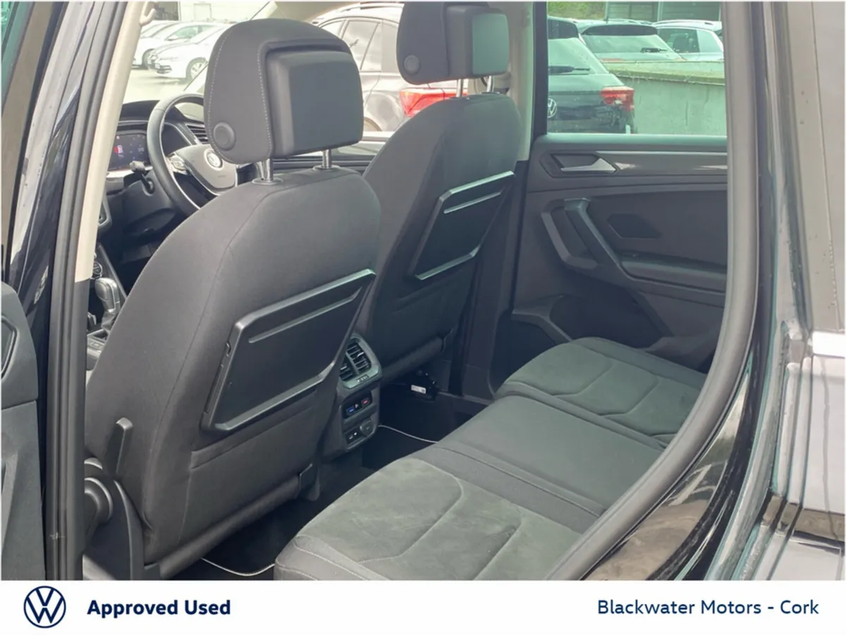 Volkswagen Tiguan Estate, Diesel, 2019, Black