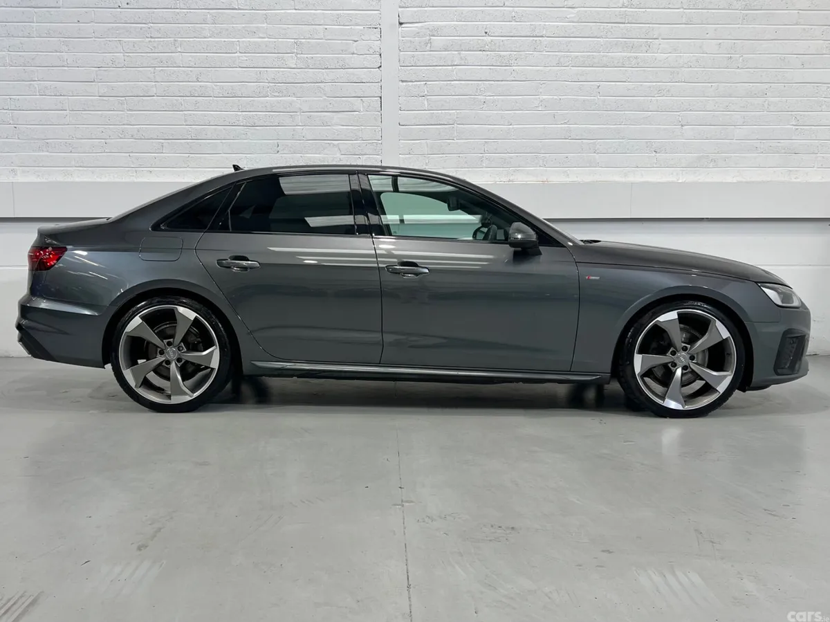 Audi A4 Saloon, Diesel, 2022, Grey