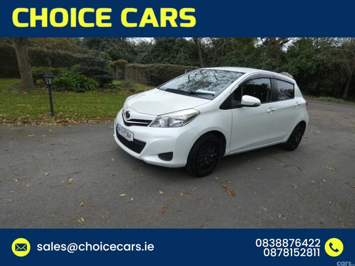 Toyota Yaris Hatchback, Petrol, 2014, White