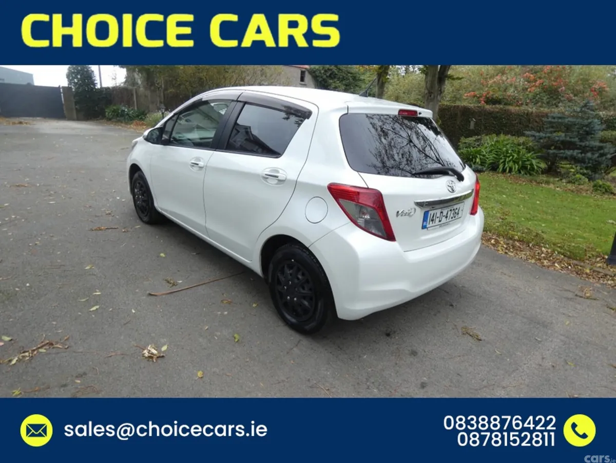 Toyota Yaris Hatchback, Petrol, 2014, White