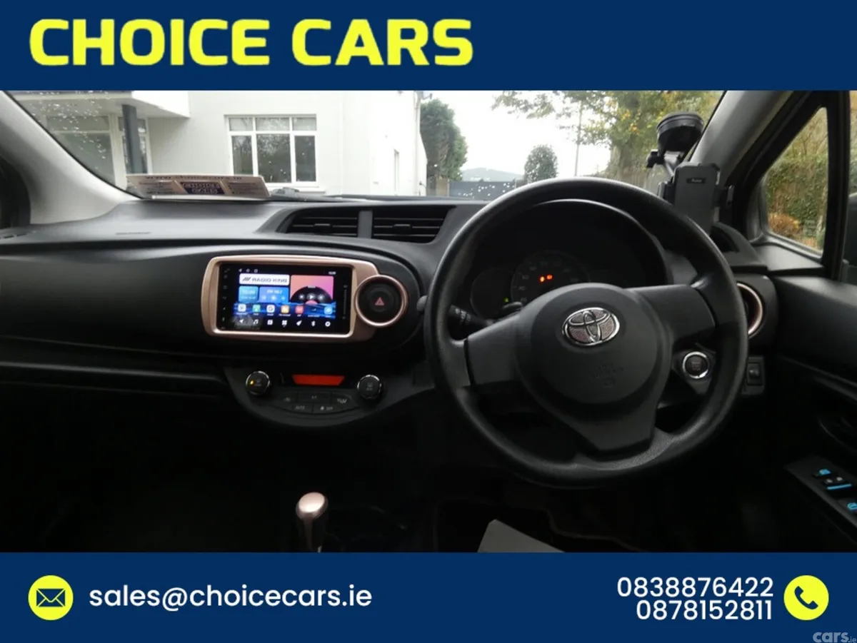 Toyota Yaris Hatchback, Petrol, 2014, White