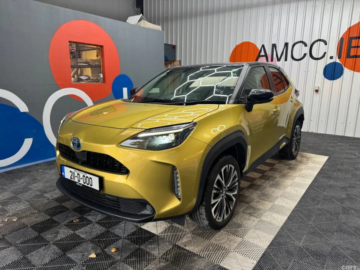 Toyota Yaris Cross SUV, Petrol Hybrid, 2021, Gold