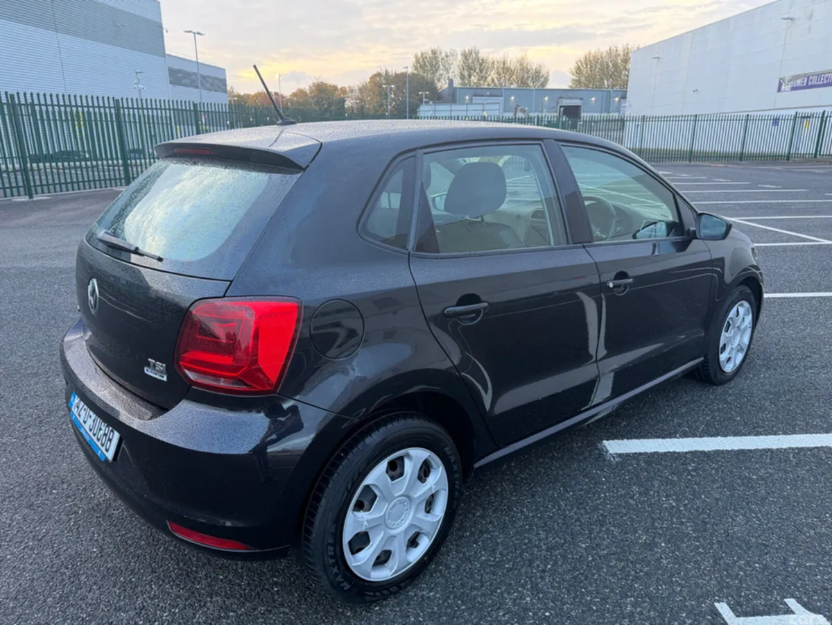 Volkswagen Polo Hatchback, Petrol, 2014, Black