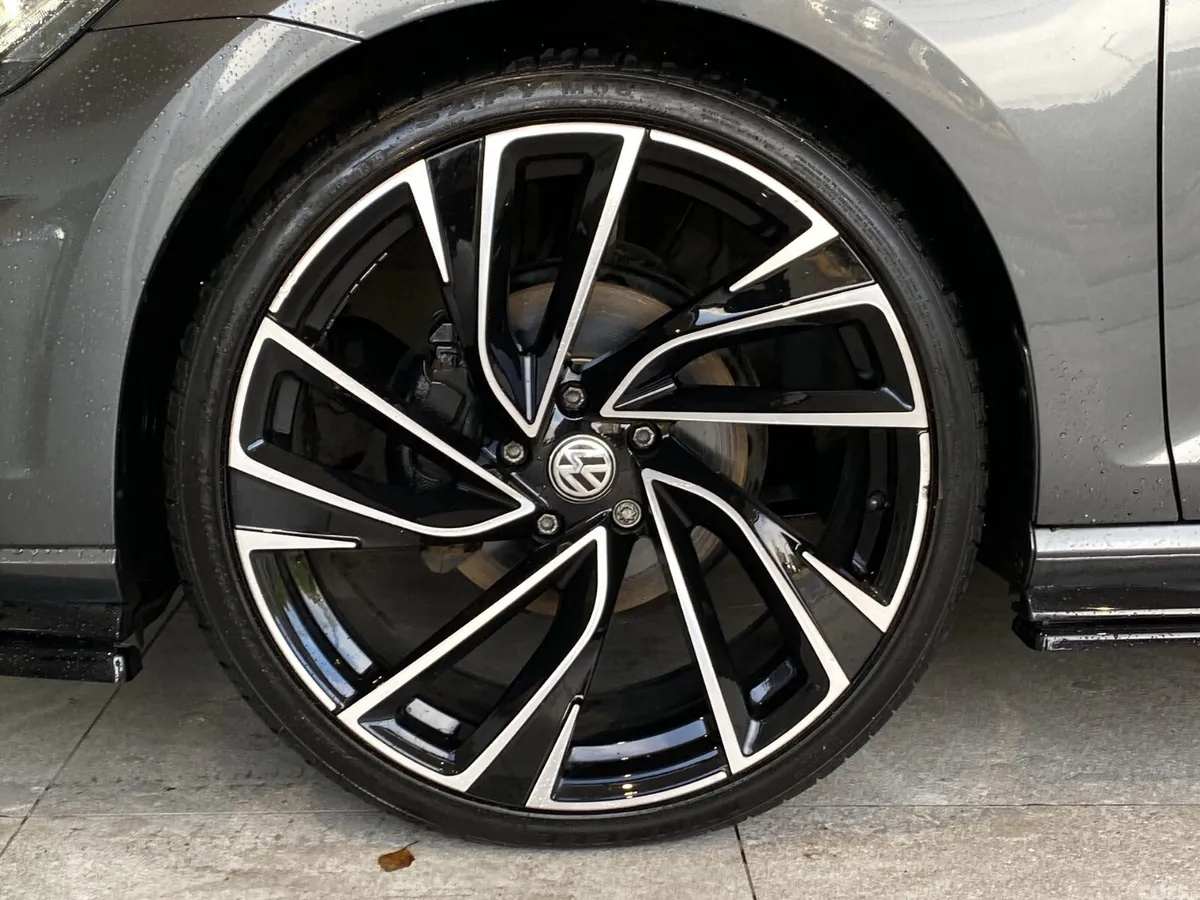 Volkswagen Golf Hatchback, Petrol, 2020, Grey