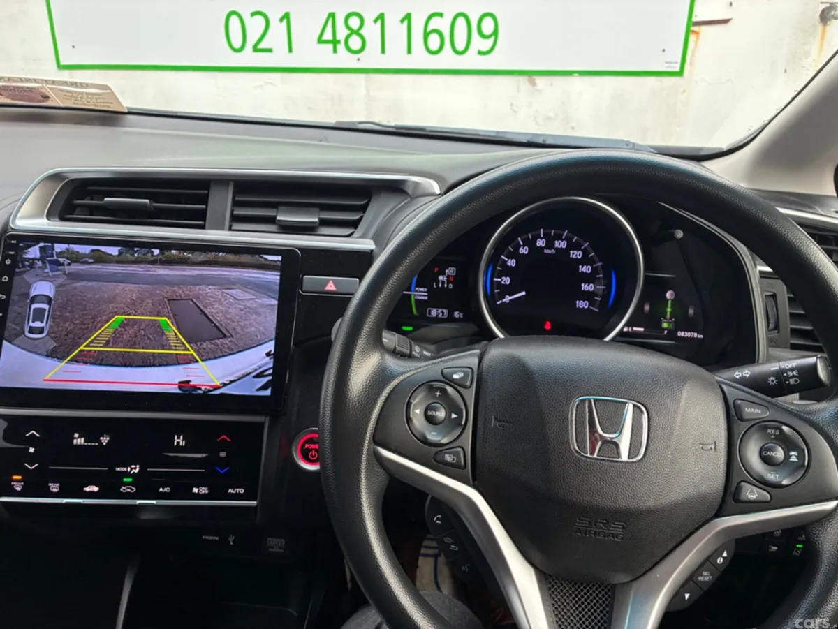 Honda Fit Hatchback, Petrol Hybrid, 2018, White