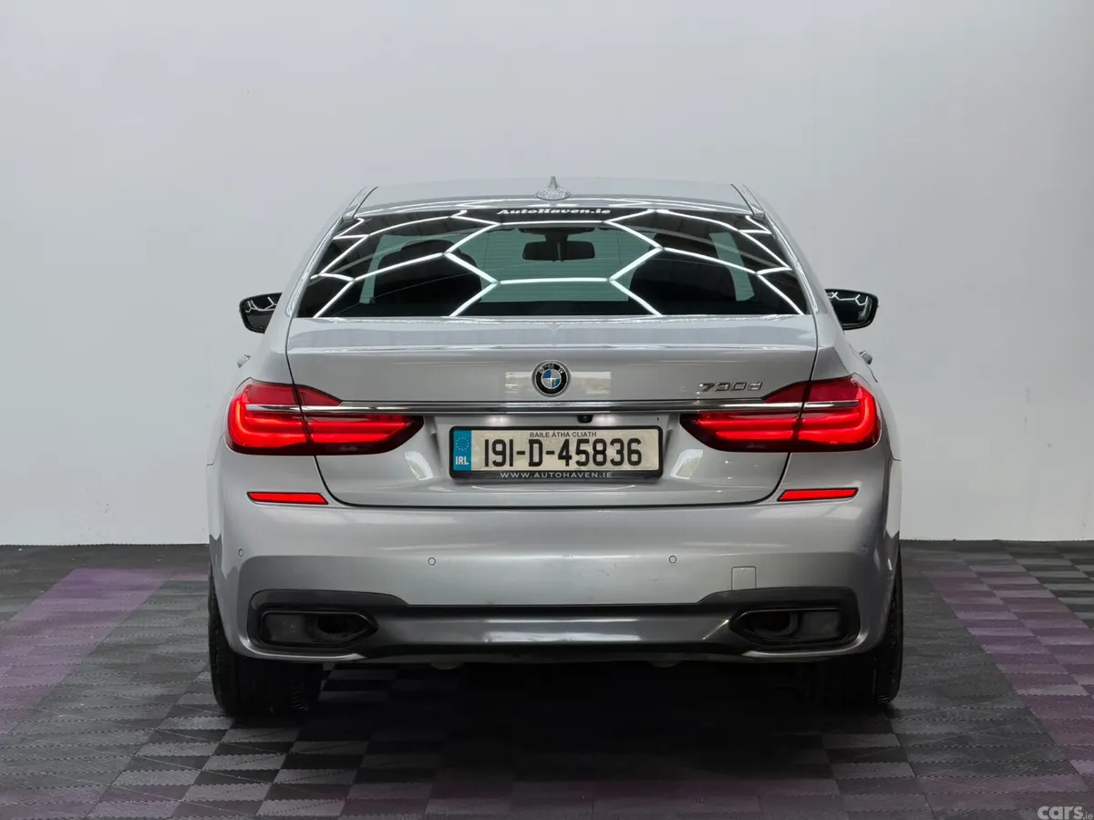 BMW 7-Series Saloon, Diesel, 2019, Silver
