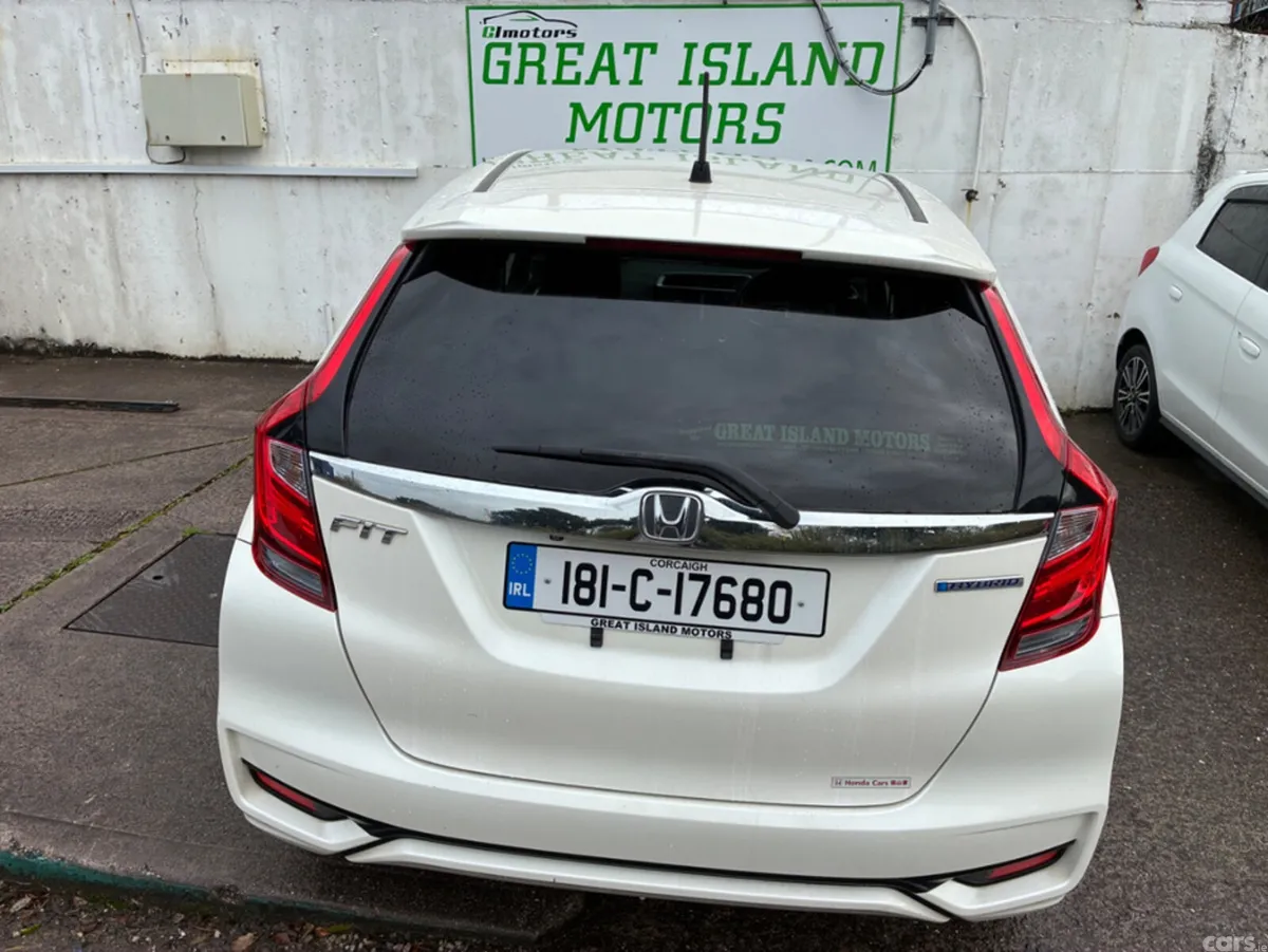 Honda Fit Hatchback, Petrol Hybrid, 2018, White