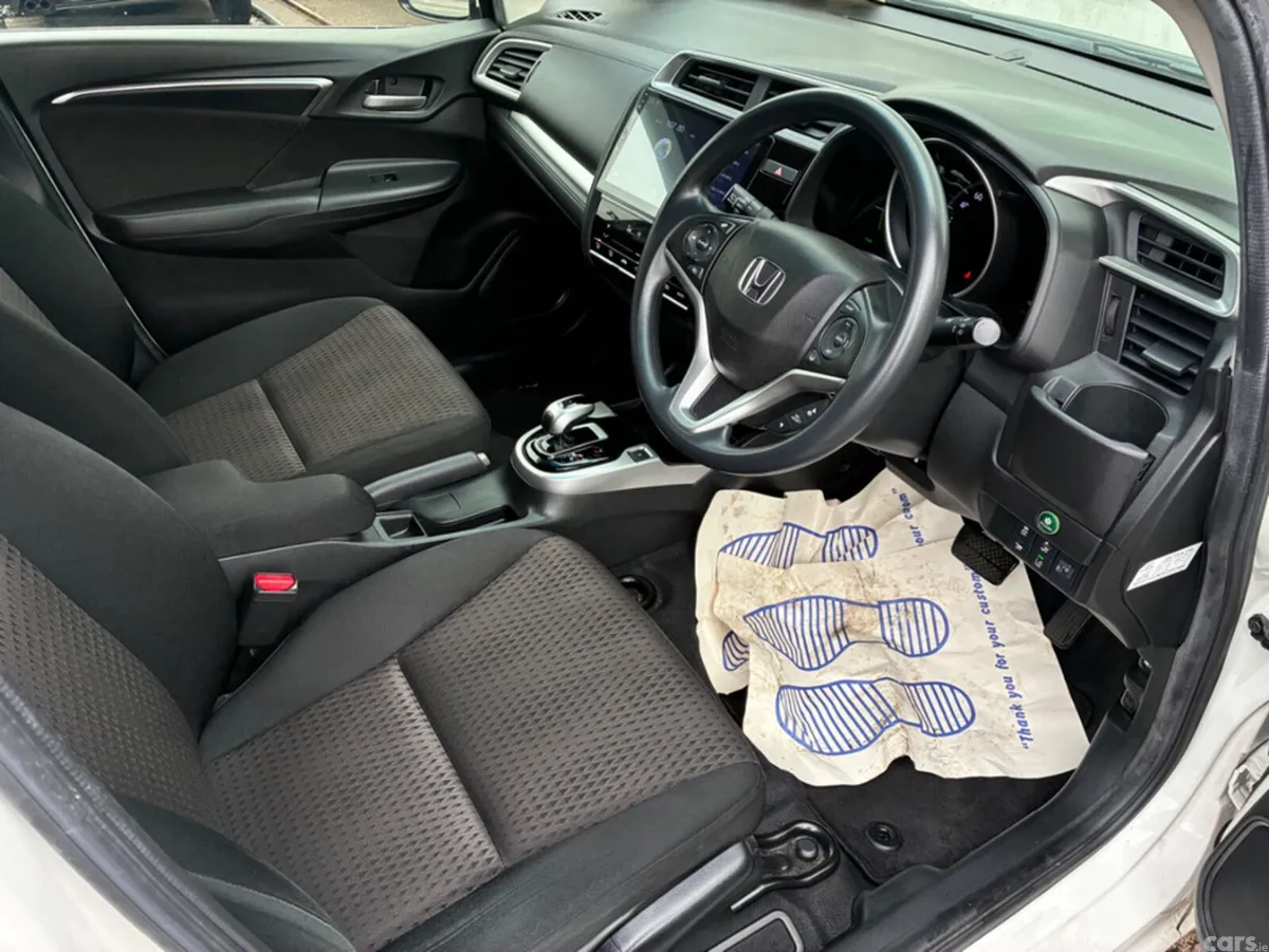 Honda Fit Hatchback, Petrol Hybrid, 2018, White