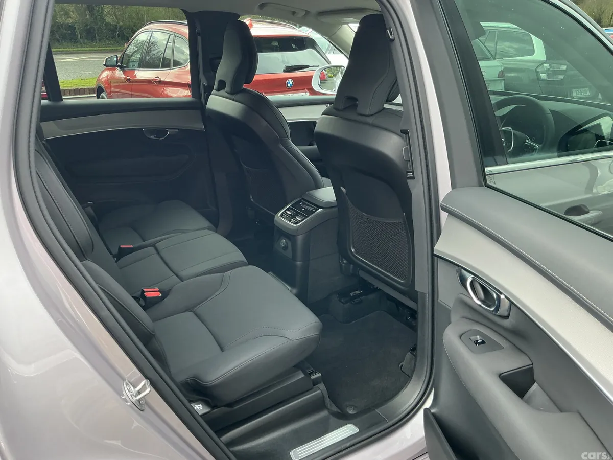 Volvo XC90 SUV, Petrol Hybrid, 2025, Silver