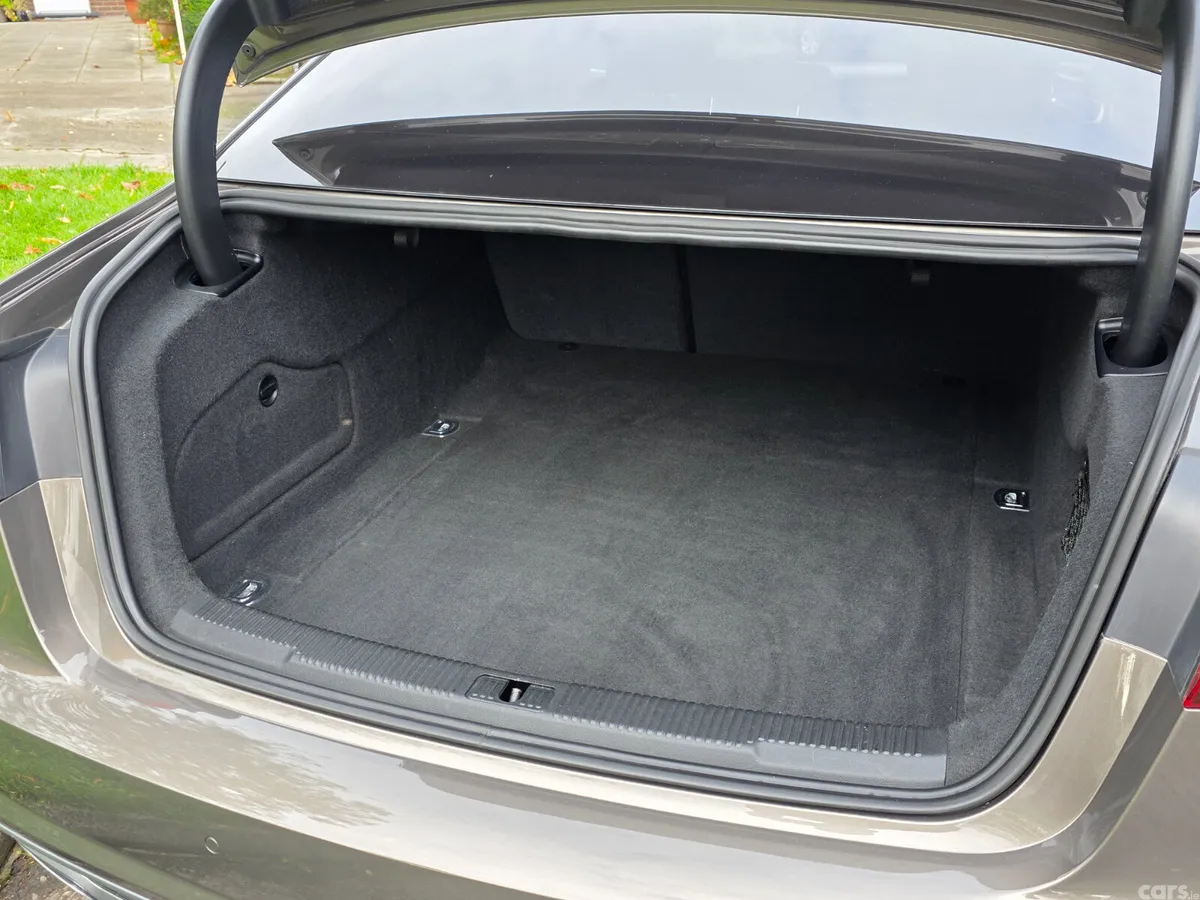 Audi A6 Saloon, Diesel, 2015, Grey