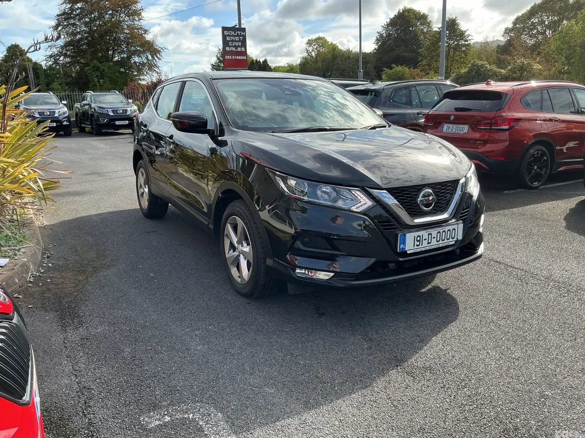 Nissan Qashqai SUV, Diesel, 2019, Black