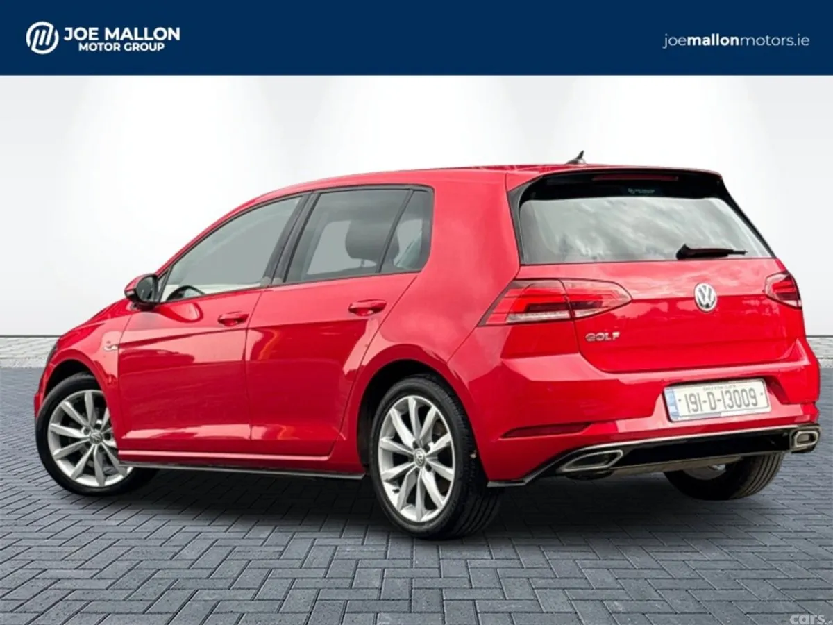 Volkswagen Golf Estate, Petrol, 2019, Red