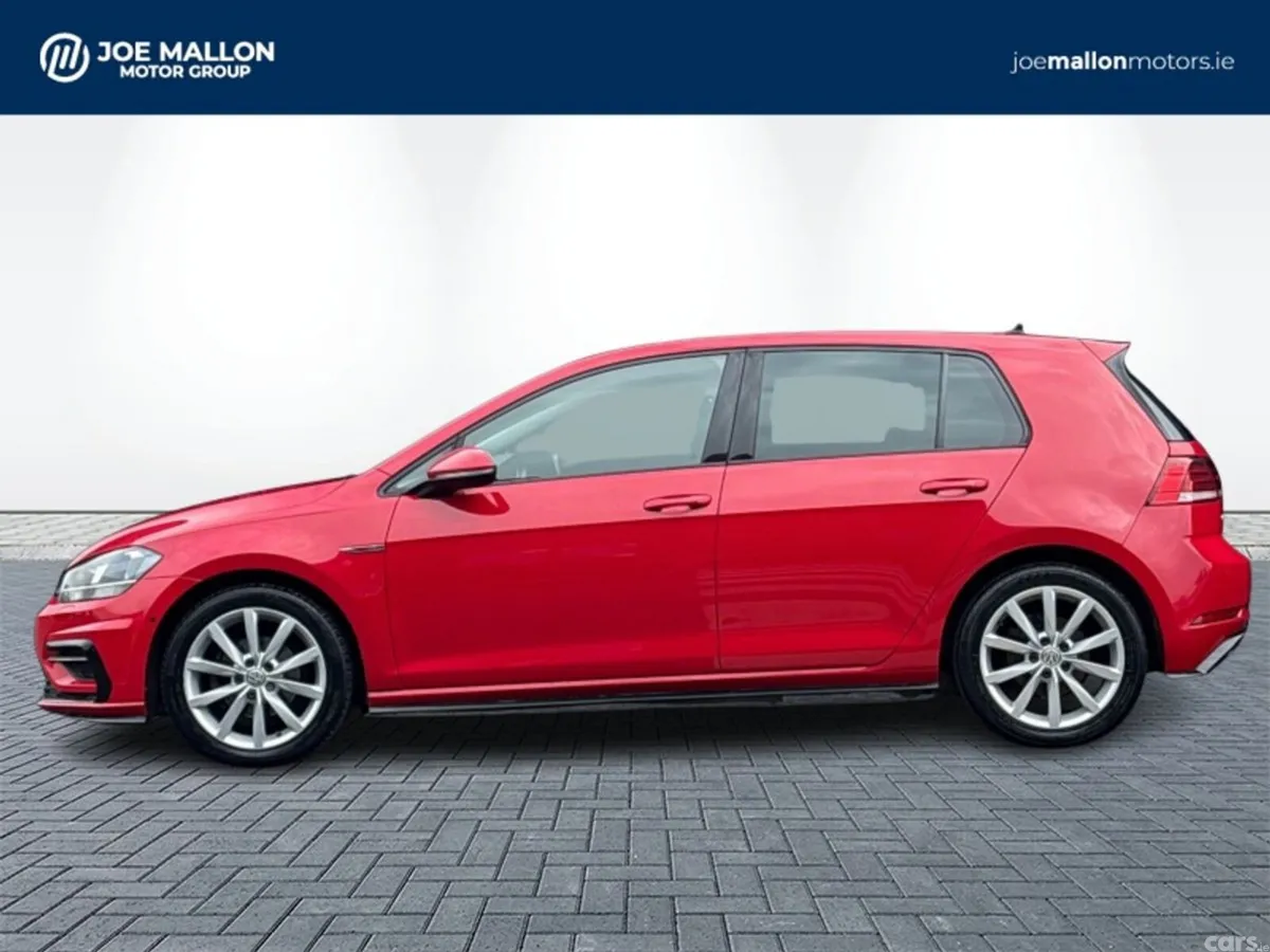 Volkswagen Golf Estate, Petrol, 2019, Red