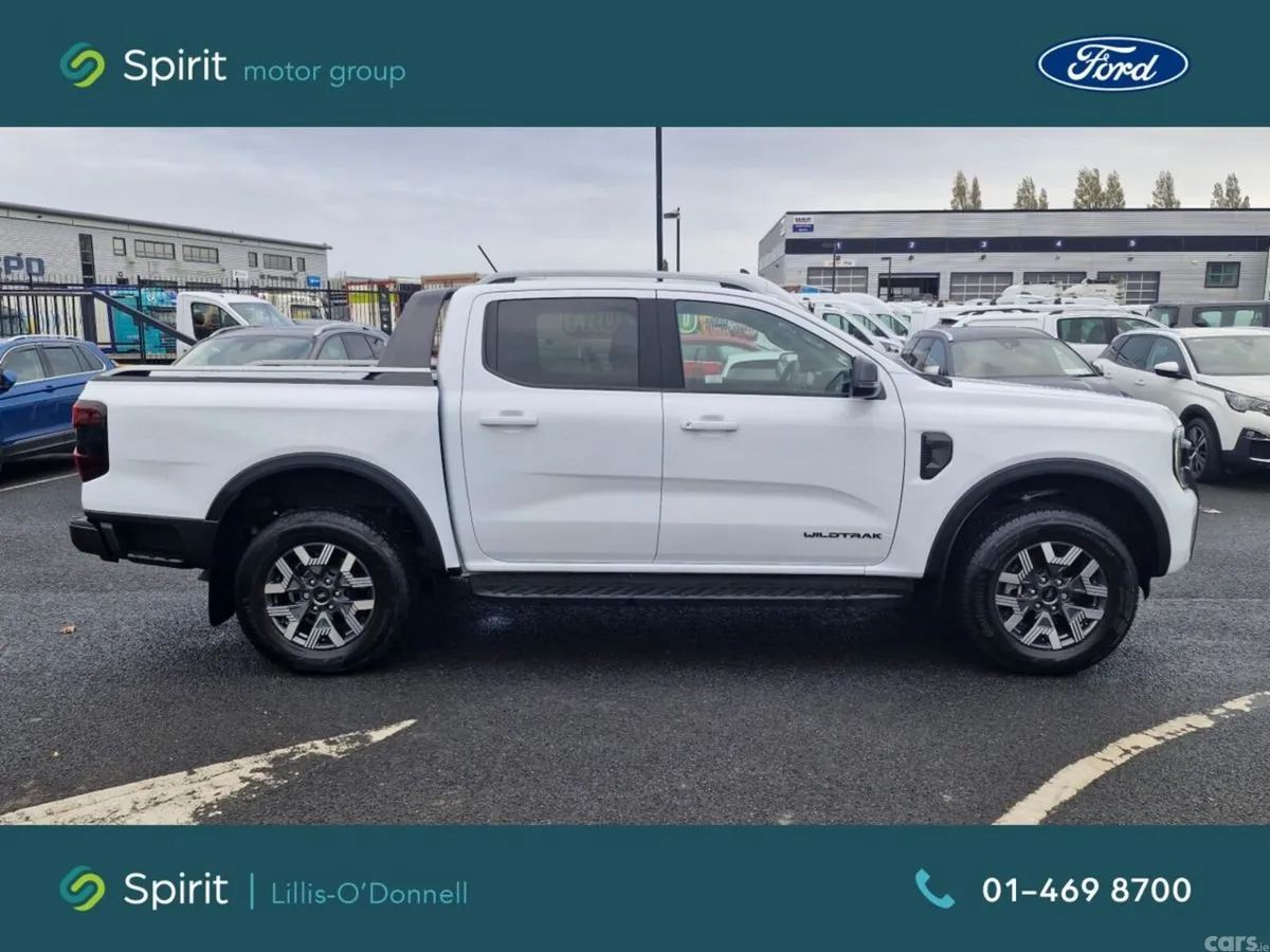 Ford Ranger MPV, Petrol Plug-in Hybrid, 2026, White