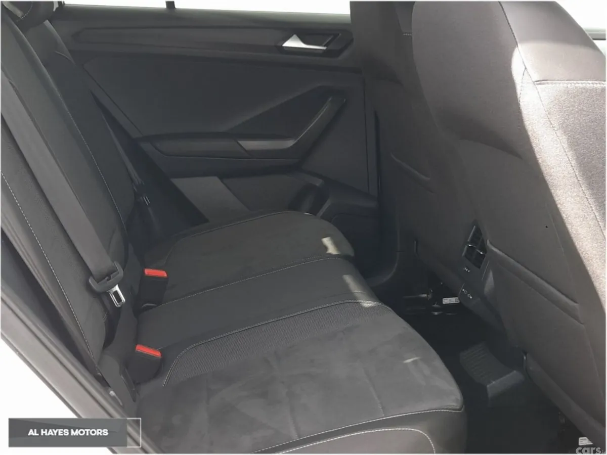 Volkswagen T-Roc SUV, Petrol, 2024, White