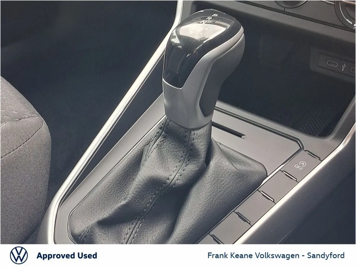 Volkswagen Polo Hatchback, Petrol, 2026, Blue