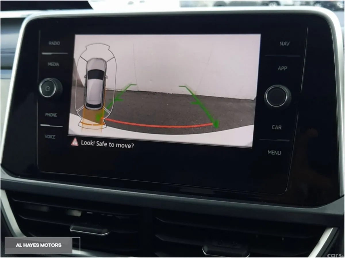 Volkswagen T-Roc SUV, Petrol, 2024, White