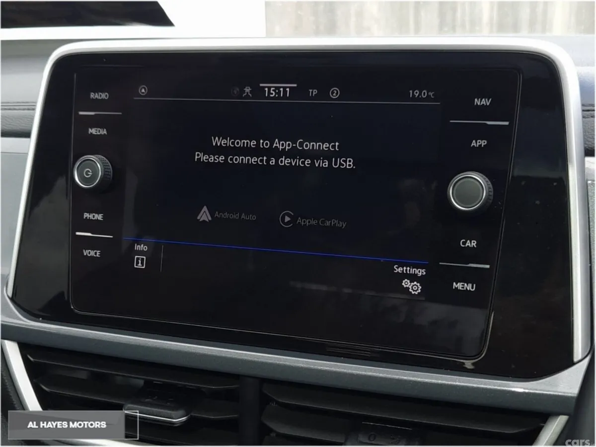 Volkswagen T-Roc SUV, Petrol, 2024, White