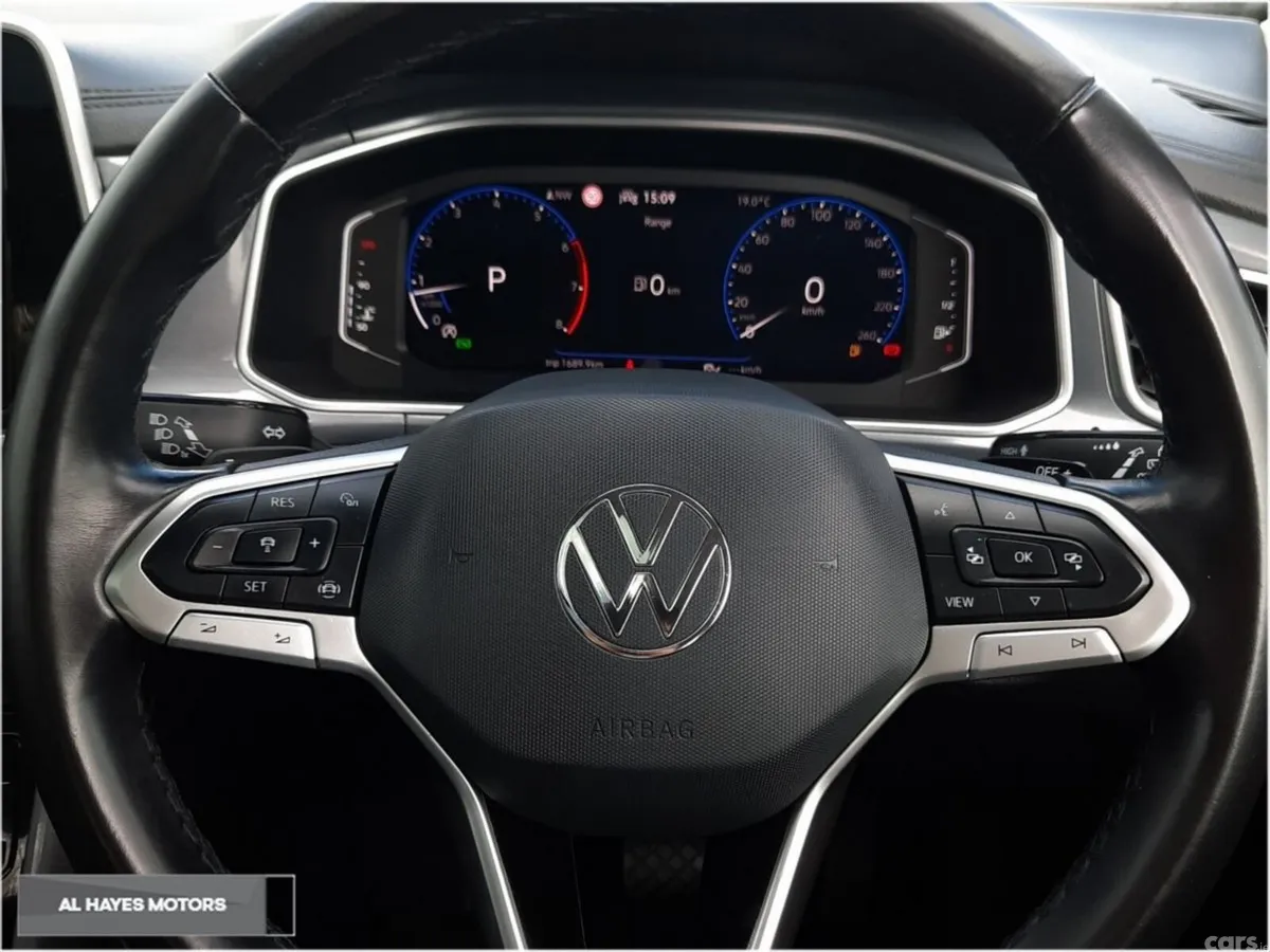 Volkswagen T-Roc SUV, Petrol, 2024, White