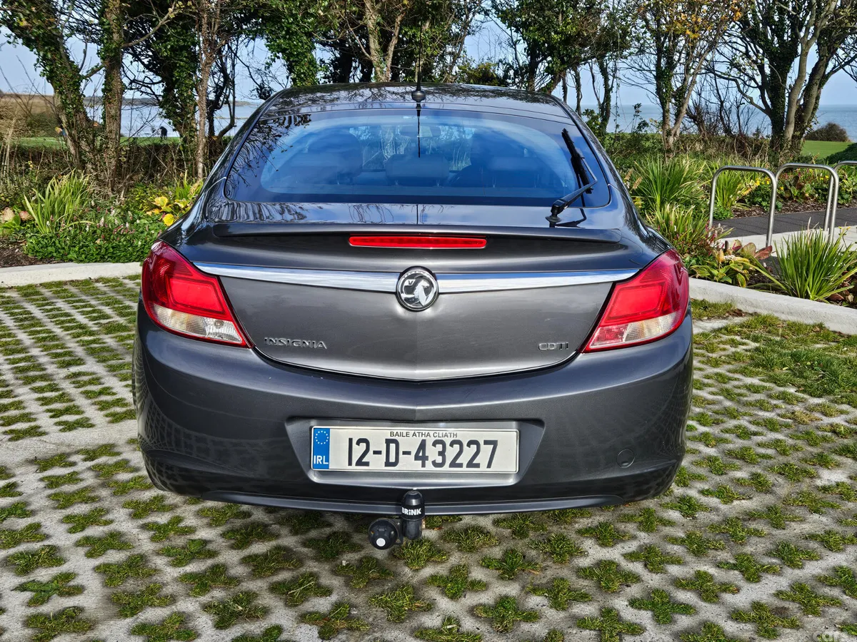 Opel Insignia Hatchback, Diesel, 2012, Grey