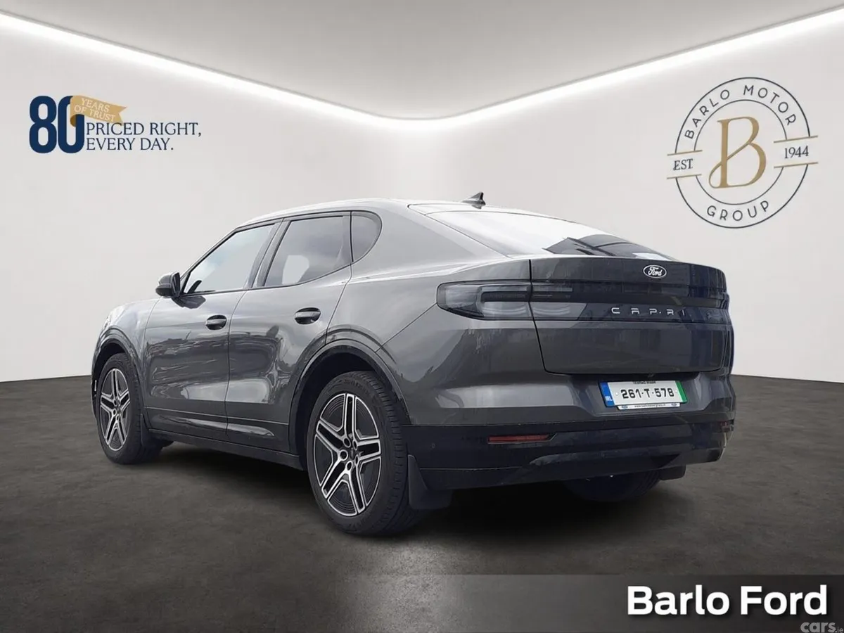 Ford Capri MPV, Electric, 2026, Grey