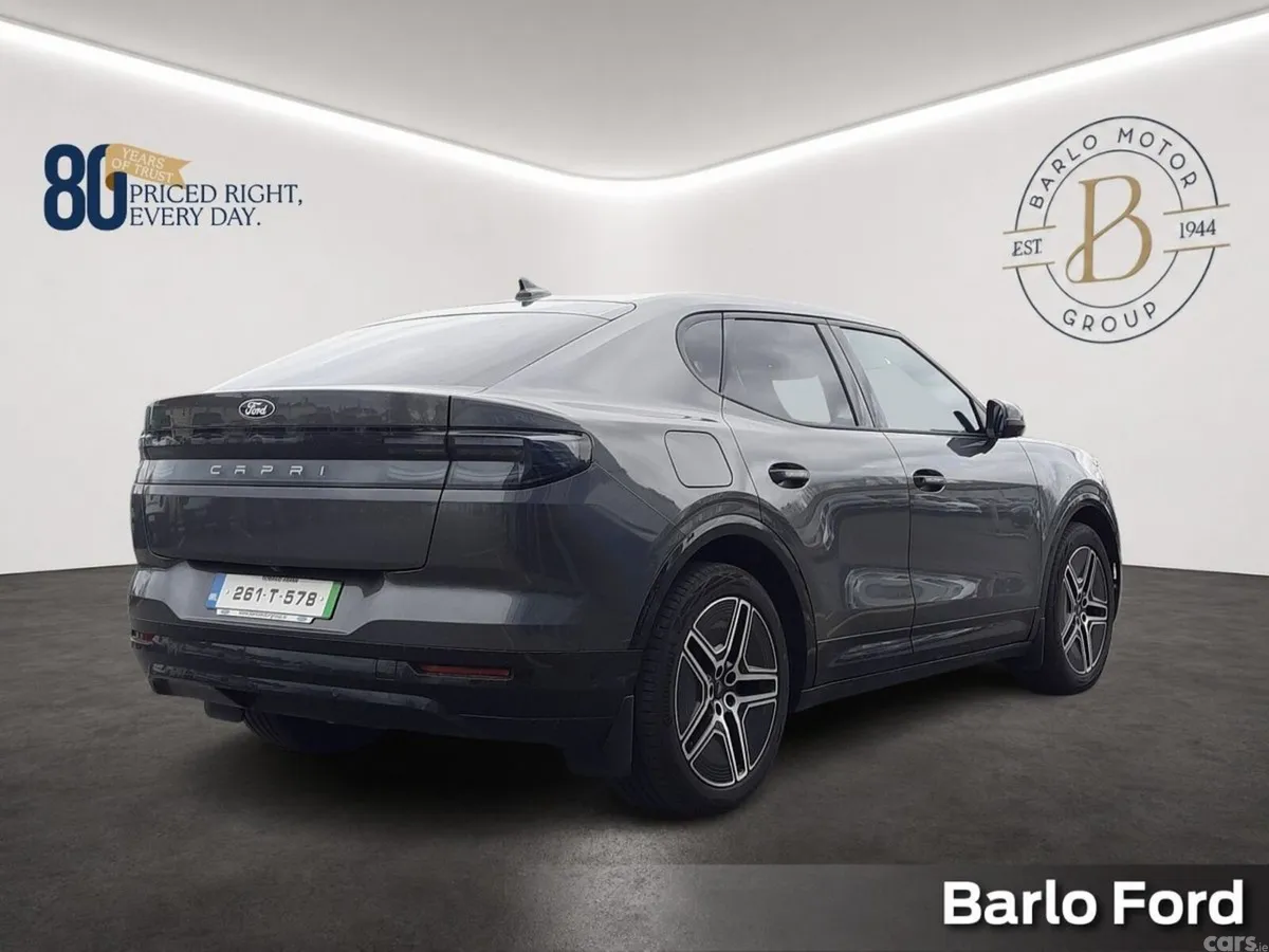 Ford Capri MPV, Electric, 2026, Grey