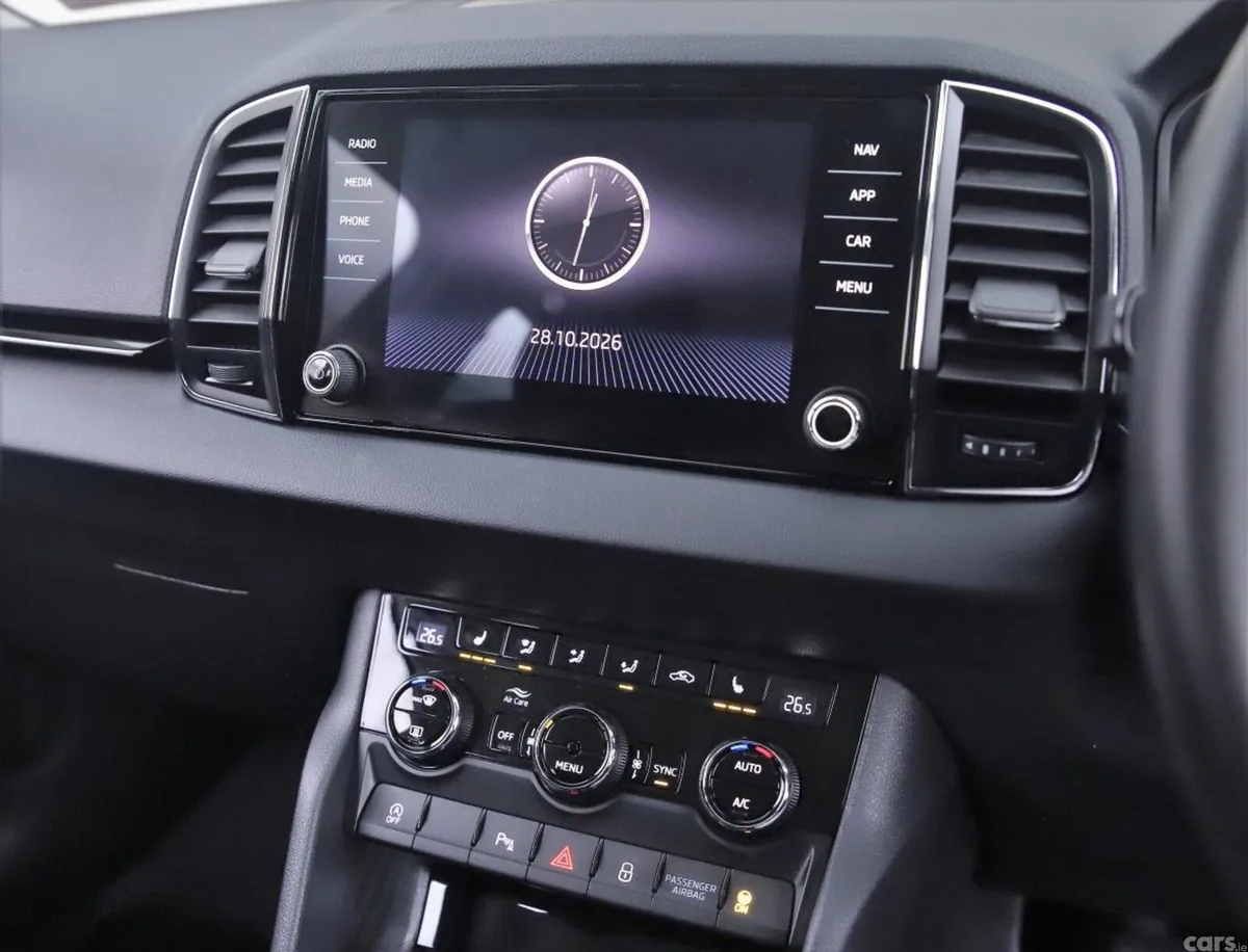 Skoda Karoq SUV, Diesel, 2024, Silver