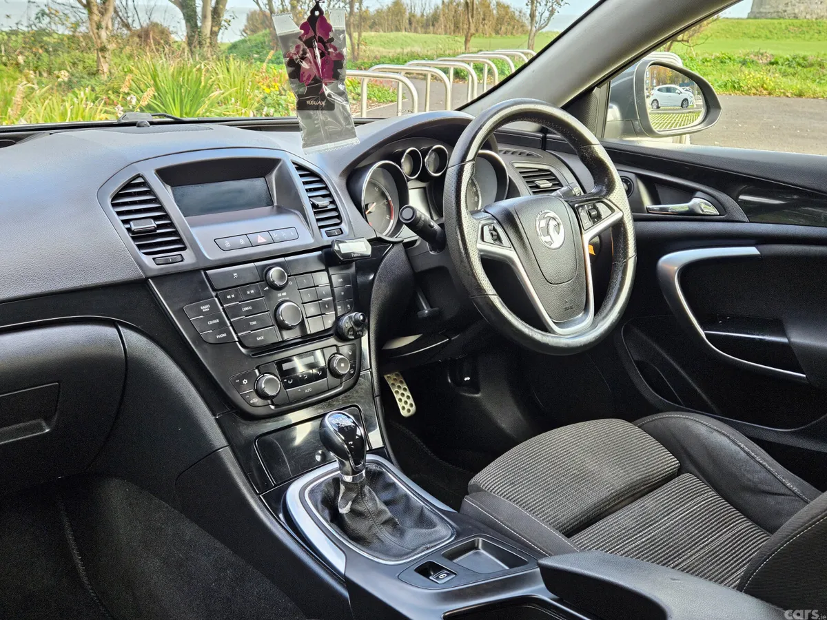 Opel Insignia Hatchback, Diesel, 2012, Grey