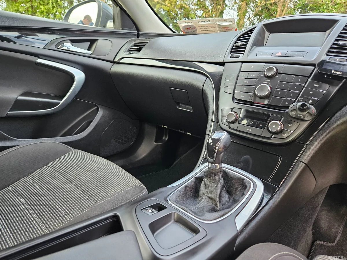 Opel Insignia Hatchback, Diesel, 2012, Grey