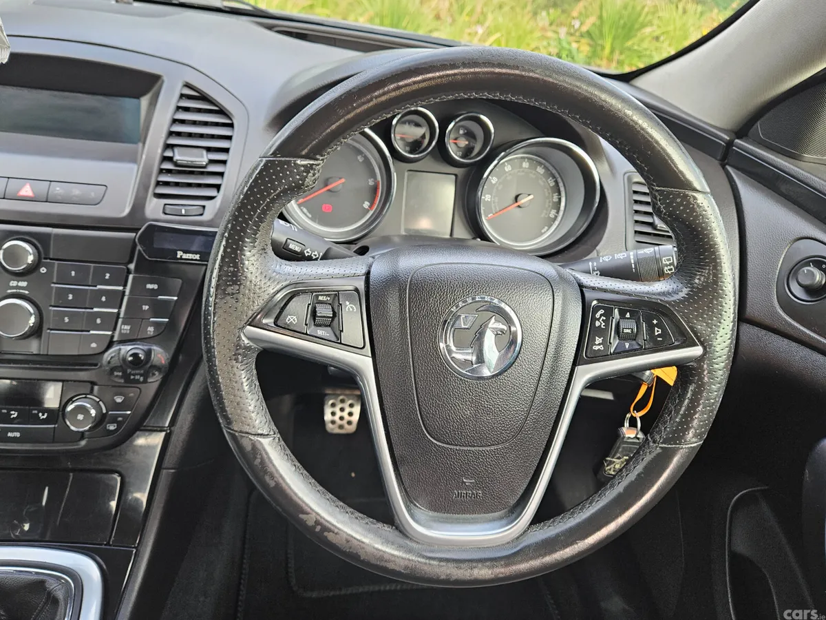 Opel Insignia Hatchback, Diesel, 2012, Grey