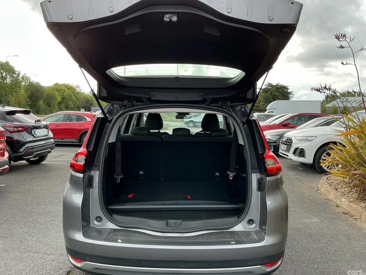 Renault Grand Scenic MPV, Diesel, 2020, Grey