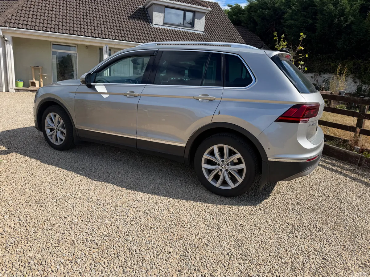 Volkswagen Tiguan SUV, Diesel, 2016, Silver