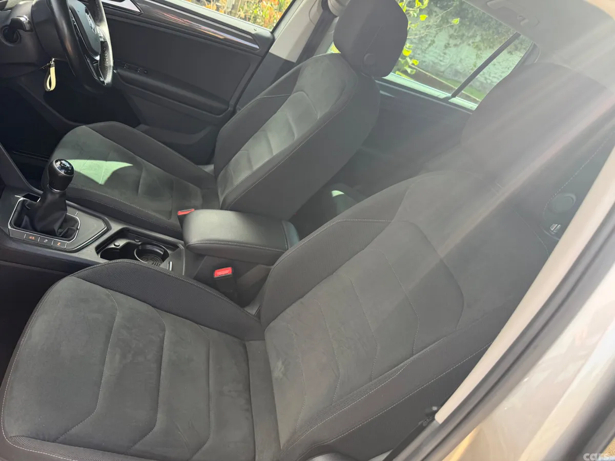 Volkswagen Tiguan SUV, Diesel, 2016, Silver