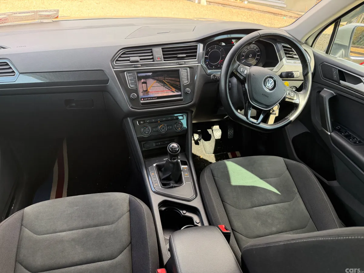 Volkswagen Tiguan SUV, Diesel, 2016, Silver