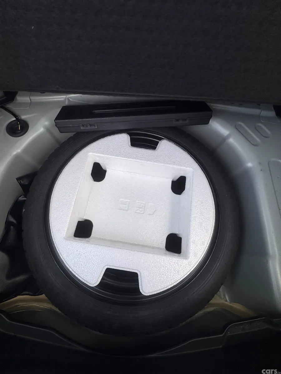 Toyota Yaris Hatchback, Petrol, 2020, White