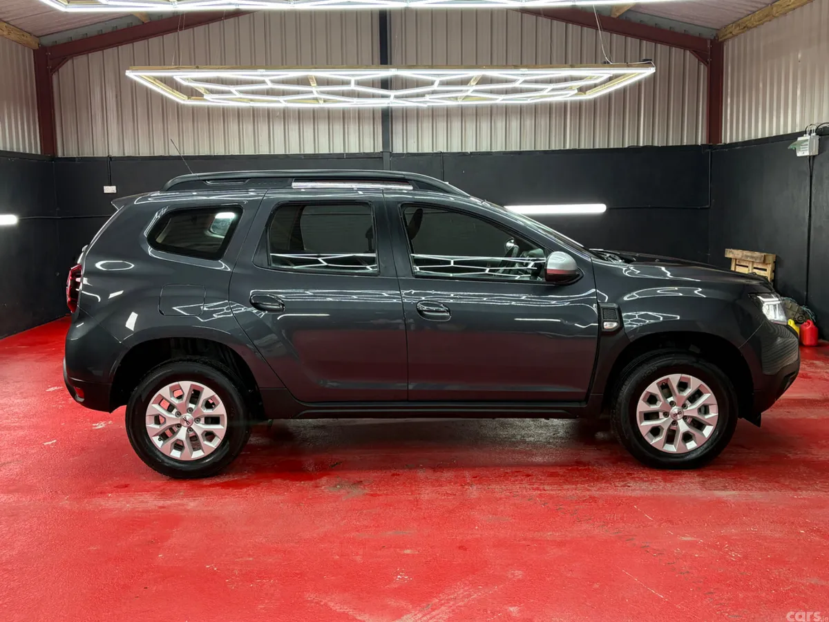 Dacia Duster SUV, Petrol, 2023, Grey