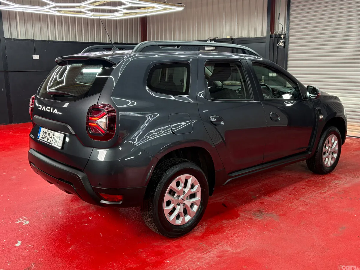Dacia Duster SUV, Petrol, 2023, Grey