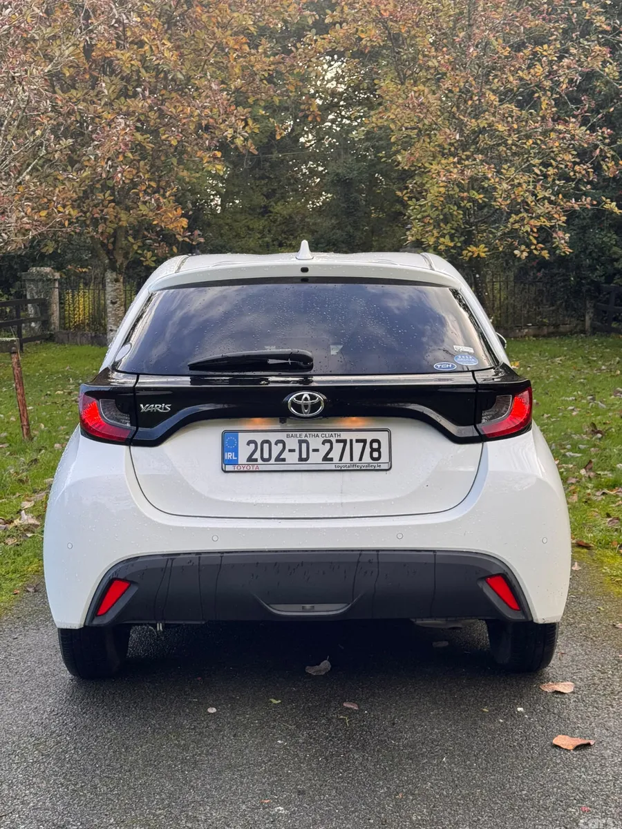 Toyota Yaris Hatchback, Petrol, 2020, White