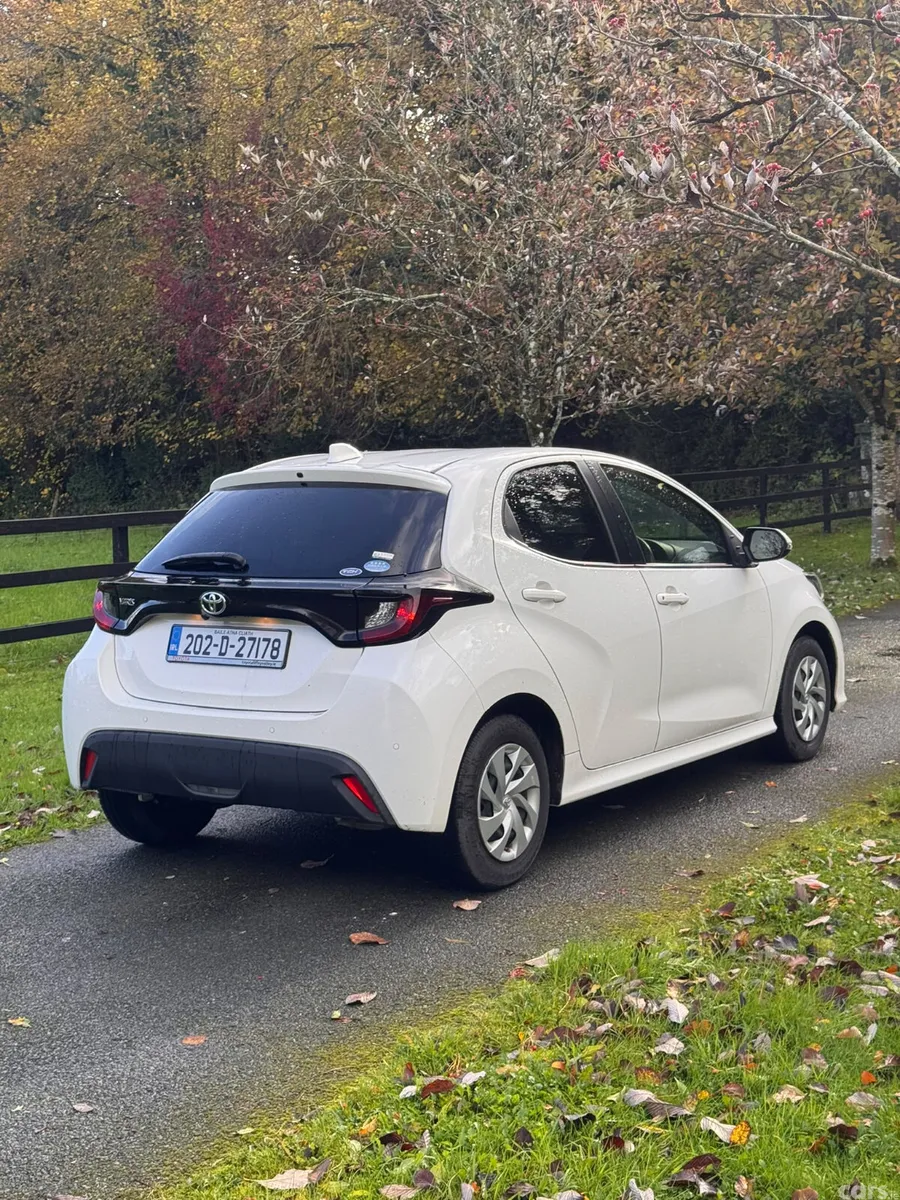 Toyota Yaris Hatchback, Petrol, 2020, White