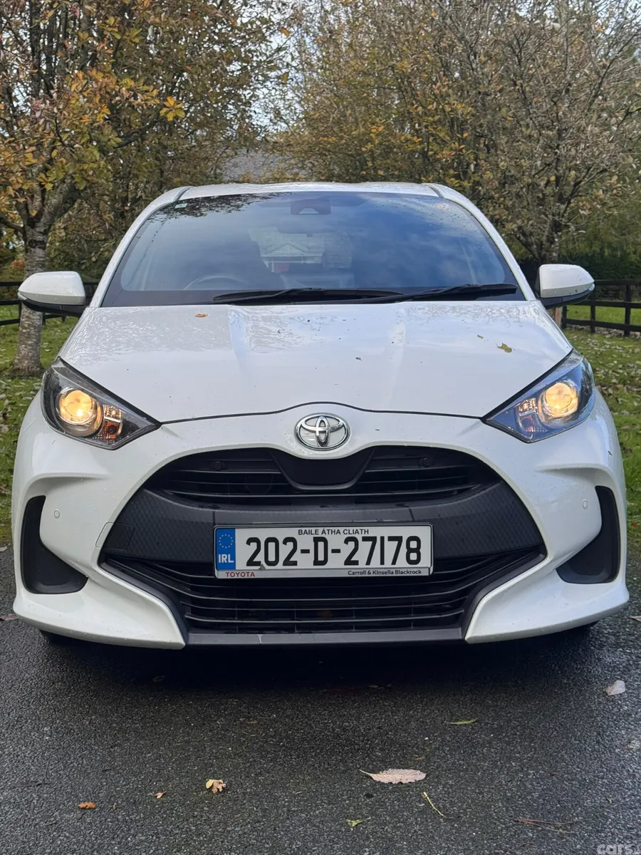 Toyota Yaris Hatchback, Petrol, 2020, White