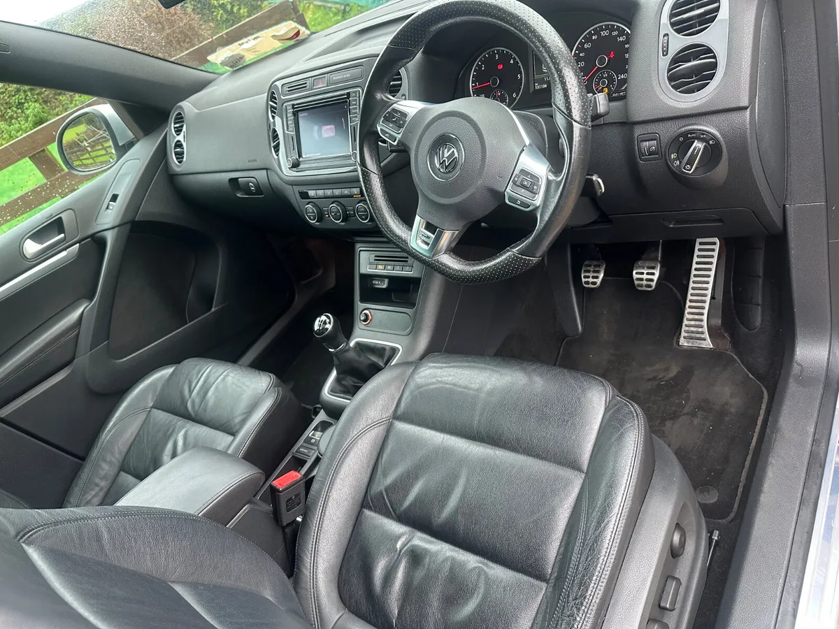 Volkswagen Tiguan SUV, Diesel, 2016, Silver