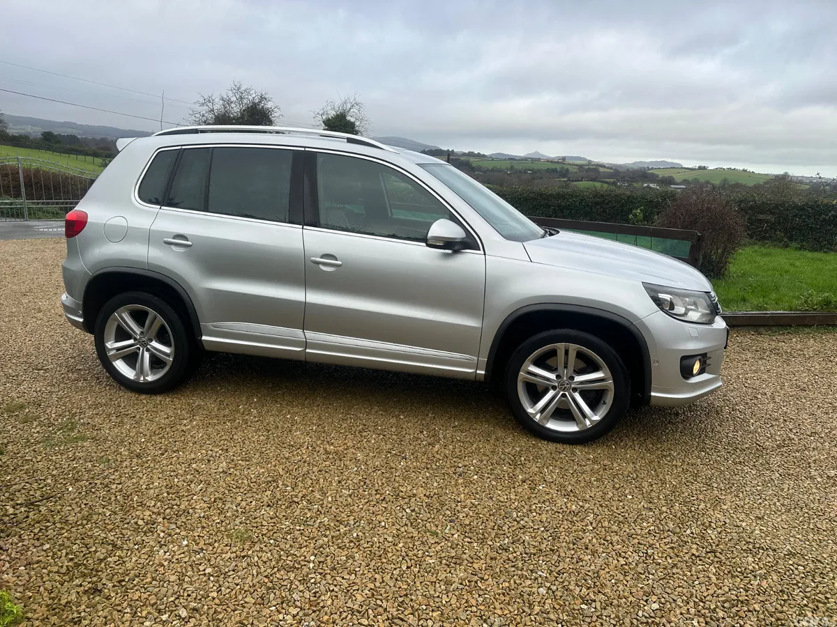Volkswagen Tiguan SUV, Diesel, 2016, Silver