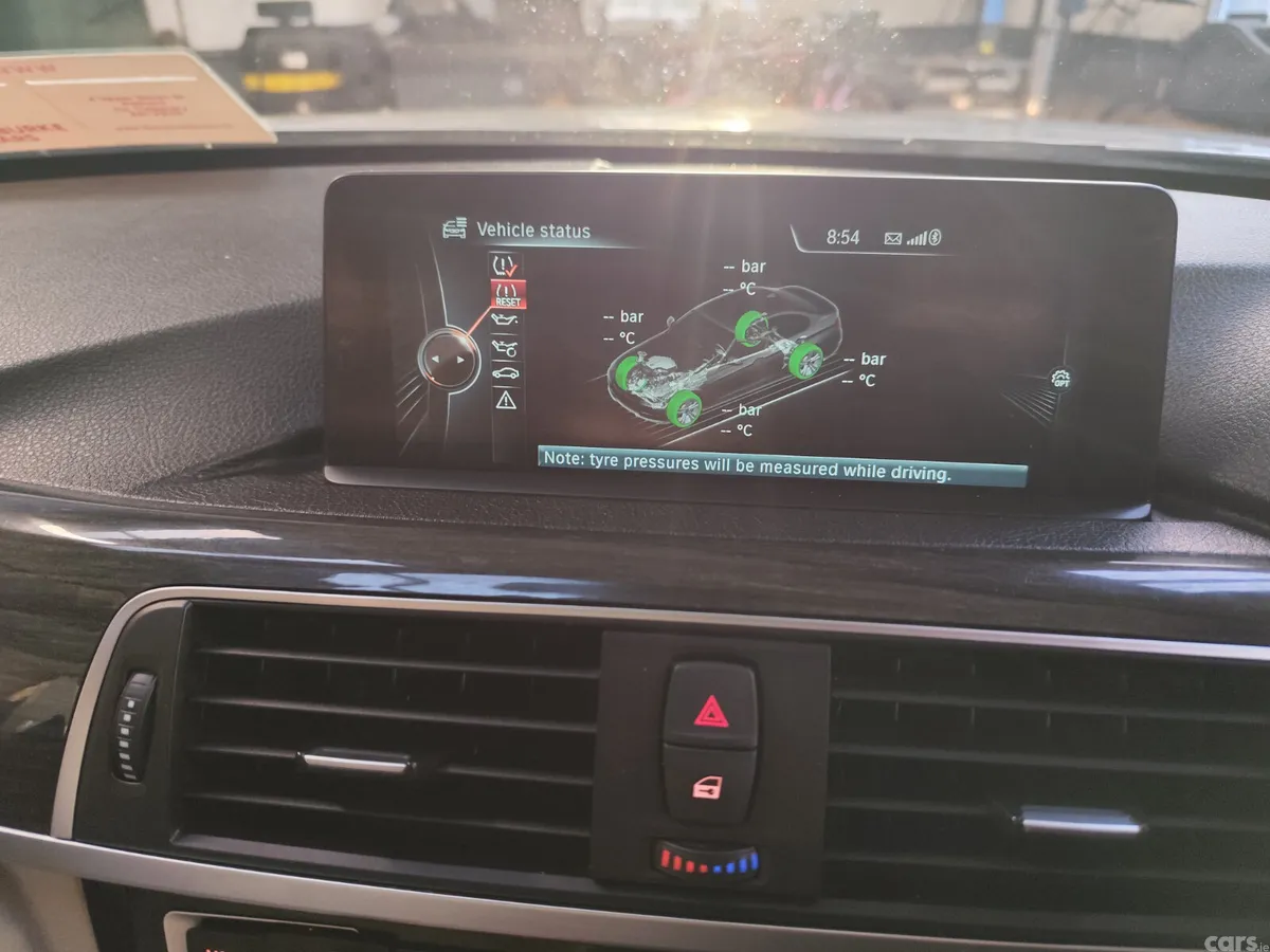 BMW 3-Series Saloon, Diesel, 2017, Grey