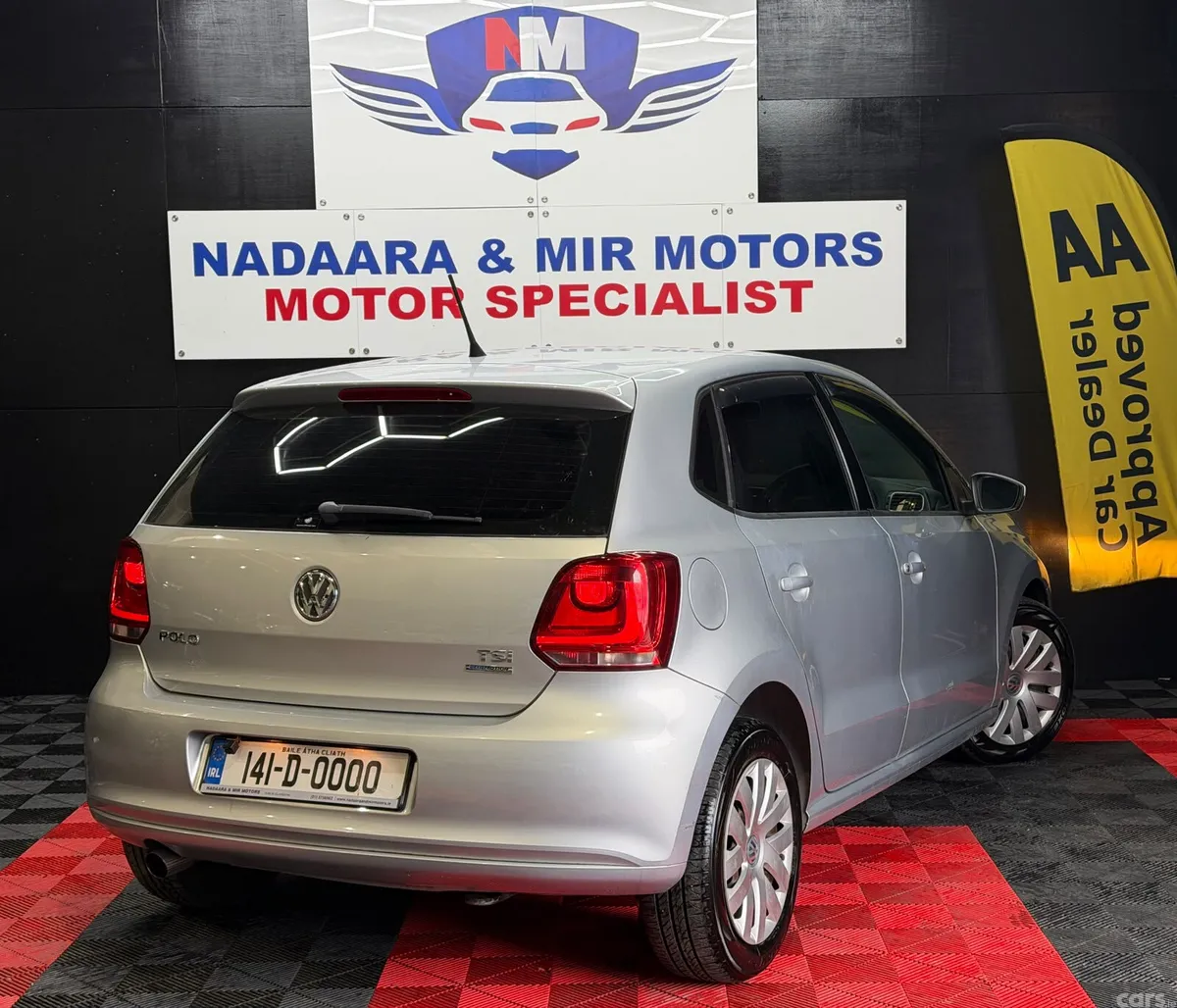 Volkswagen Polo Hatchback, Petrol, 2014, Silver