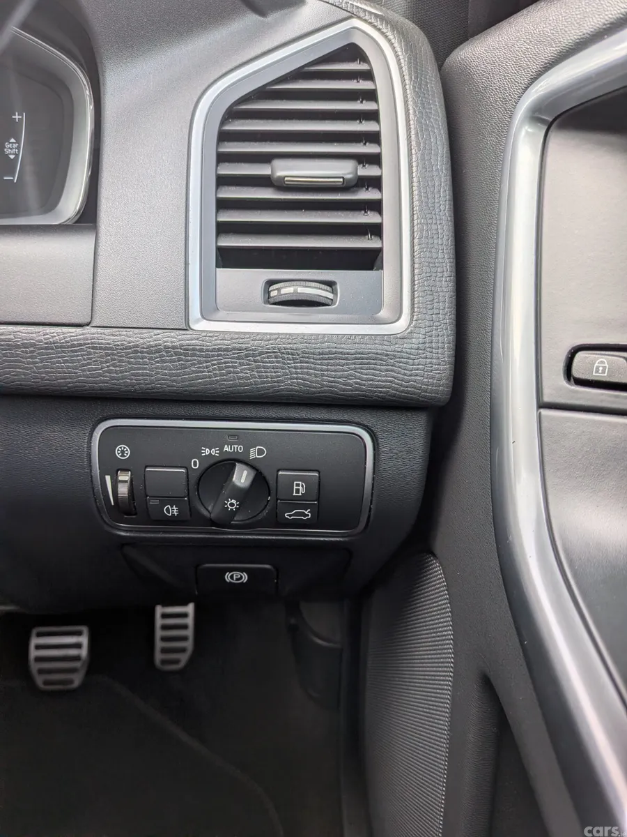 Volvo XC60 SUV, Diesel, 2016, Grey