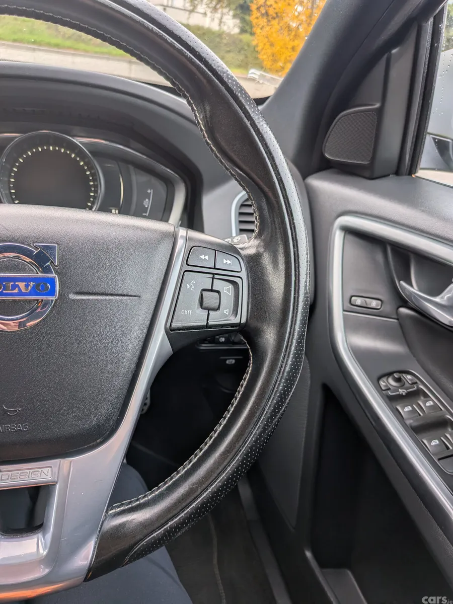 Volvo XC60 SUV, Diesel, 2016, Grey