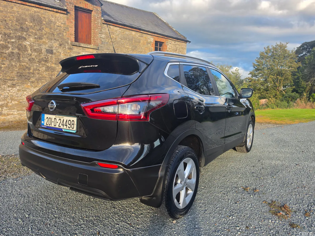 Nissan Qashqai MPV, Petrol, 2020, Black