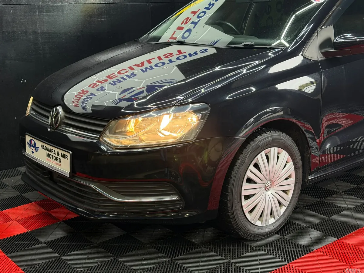Volkswagen Polo Hatchback, Petrol, 2015, Black