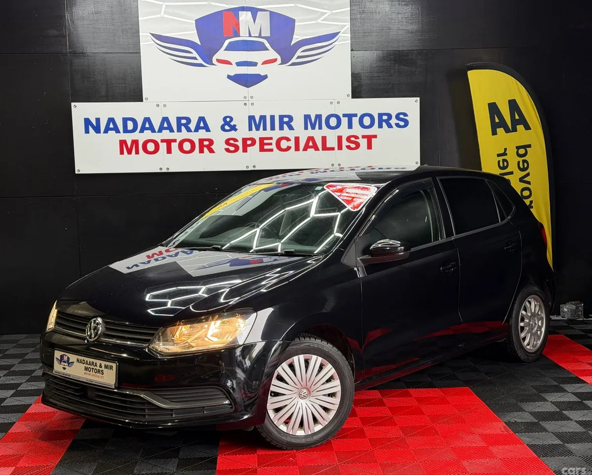 Volkswagen Polo Hatchback, Petrol, 2015, Black